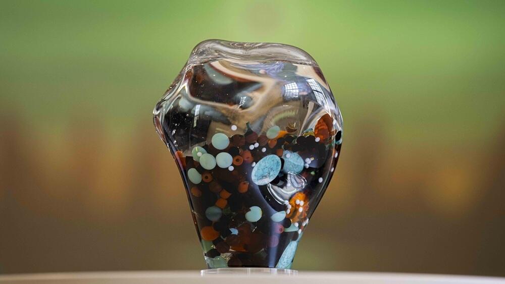 Cena pro vítěze 25. ročníku festivalu, foto Artur Irma